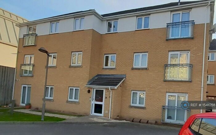 1 Bedroom Flat To Rent In Grenfell Avenue, Hornshurch, RM12