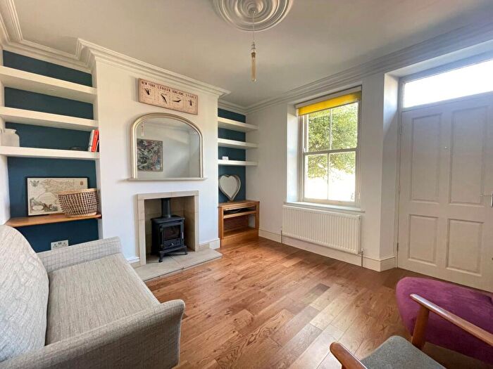 3 Bedroom Terraced House To Rent In Heavygate Road, Sheffield, S10