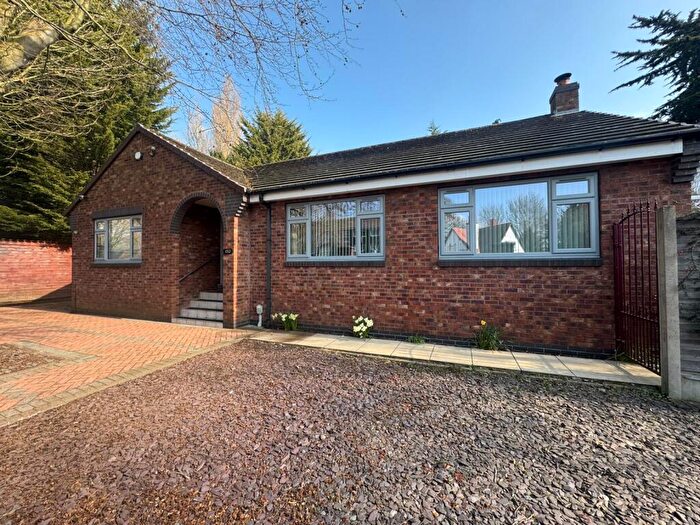 4 Bedroom Detached Bungalow For Sale In Chanterlands Avenue, Hull, HU5