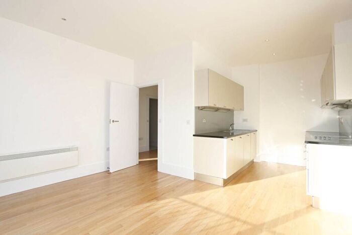 1 Bedroom Flat To Rent In Copenhagen Street, King's Cross, London, N1