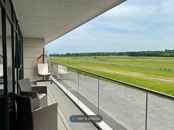 2 Bedroom Flat To Rent In Kingman Way, Newbury, RG14