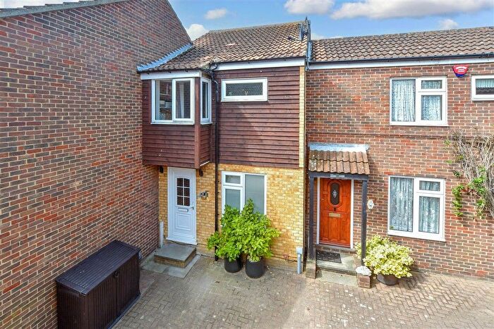 2 Bedroom Terraced House For Sale In The Cloisters, Ramsgate, Kent, CT11