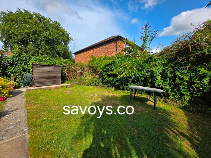 2 Bedroom Maisonette For Sale In Uphill Drive, London, NW9