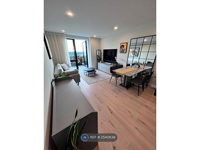 1 Bedroom Flat To Rent In Middle Road, London, W7