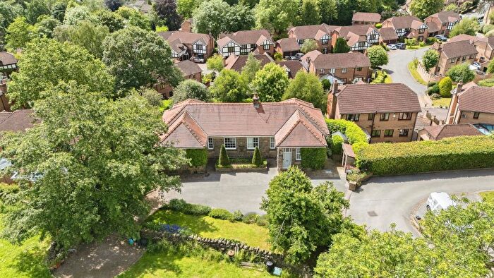 4 Bedroom Detached House For Sale In Lady Park Avenue, Bingley, BD16