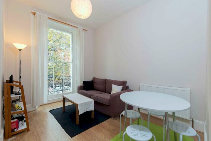 1 Bedroom Flat To Rent In Barnsbury Road, Islington, N1