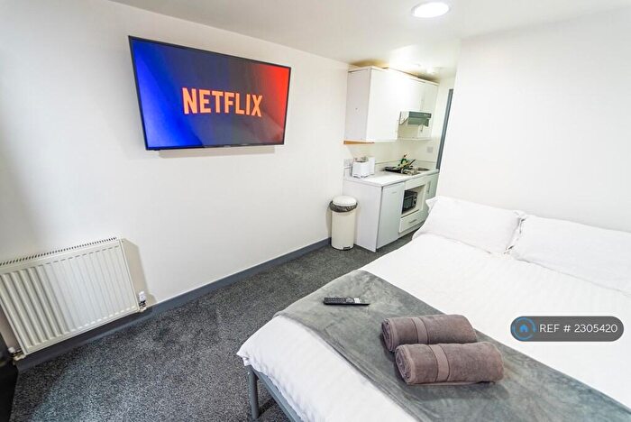 Studio To Rent In Dale Road, Birmingham, B29