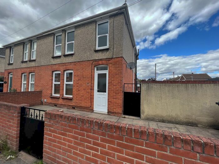 3 Bedroom House To Rent In Kingsland Road, Salisbury, SP2