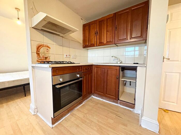 Studio To Rent In Weedington Road, Kentish Town, NW5