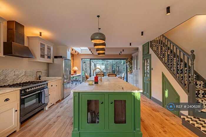 4 Bedroom Maisonette To Rent In Malden Road, London, NW5