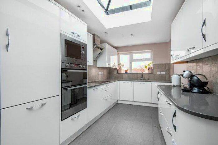 5 Bedroom Detached House To Rent In Honey Lane, Waltham Abbey, EN9