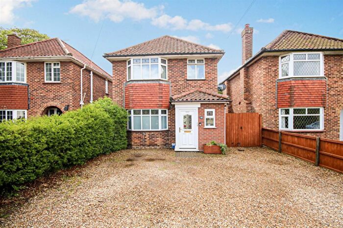 3 Bedroom Detached House For Sale In North Walsham Road, Sprowston, NR6