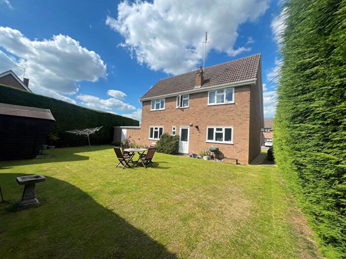 4 Bedroom Detached House For Sale In Holme Close, Ailsworth, Peterborough, PE5