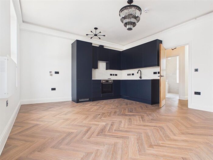 1 Bedroom Flat To Rent In Church Road, Acton, W3