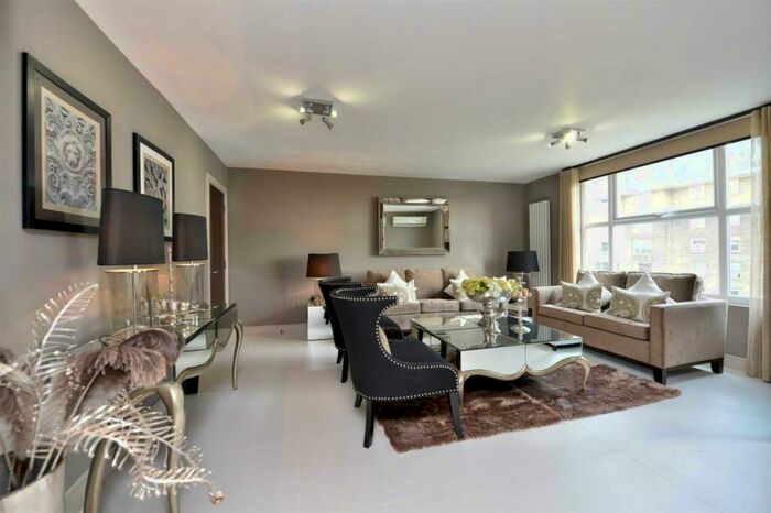 3 Bedroom Flat To Rent In St John's Wood Park, St Johns Wood, NW8