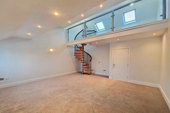 2 Bedroom Apartment To Rent In St. Johns Court, Ramsbottom, BL0