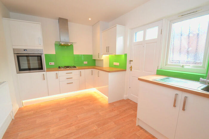 2 Bedroom Terraced House To Rent In Tong Road, Armley, LS12