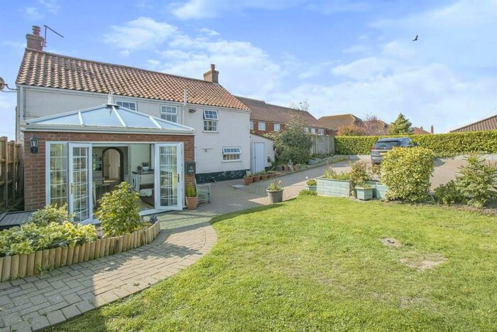 4 Bedroom Character Property For Sale In Ormesby Lane, Filby, Great Yarmouth, NR29