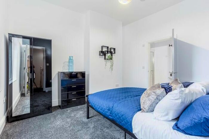 1 Bedroom Property To Rent In Throstlenest Avenue, Wigan, Lancs, WN6