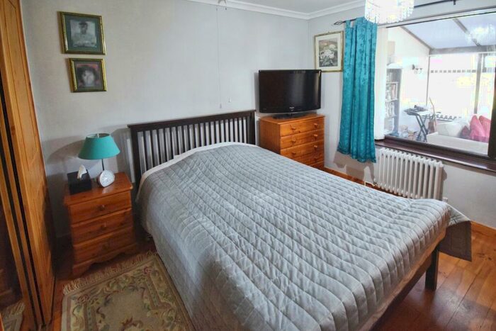 2 Bedroom Detached Bungalow For Sale In Vicarage Lane, Wainfleet St Mary, PE24