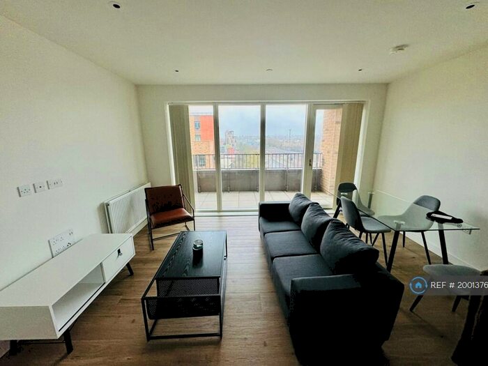 2 Bedroom Flat To Rent In Blenheim Mansions, London, N8
