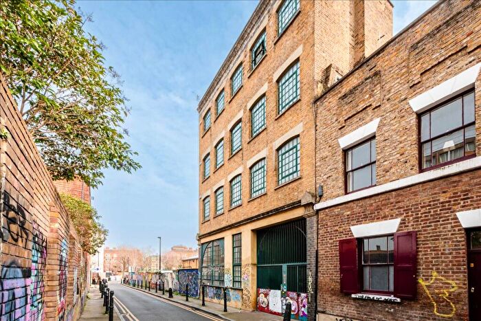 2 Bedroom Apartment For Sale In Woodseer Street, Spitalfields, E1