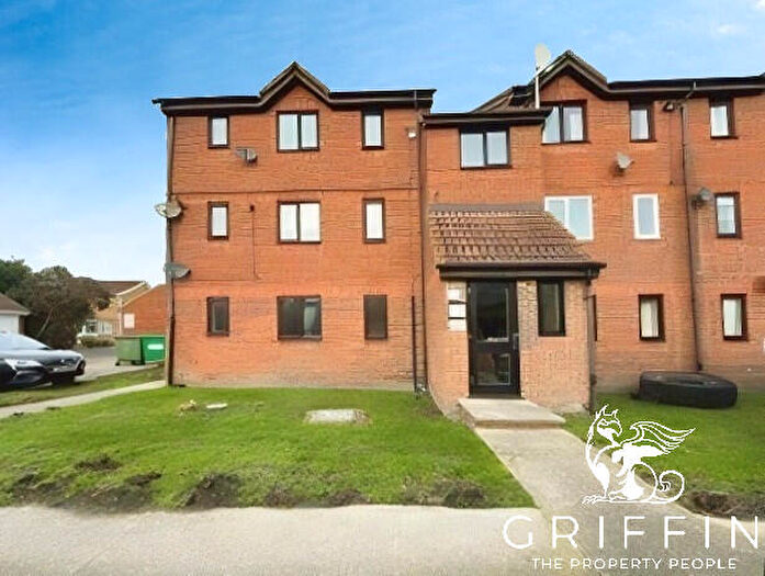 Studio To Rent In Parsonage Road, West Thurrock, RM20