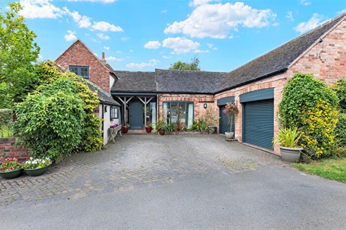 6 Bedroom Detached House For Sale In Old End, Appleby Magna, DE12