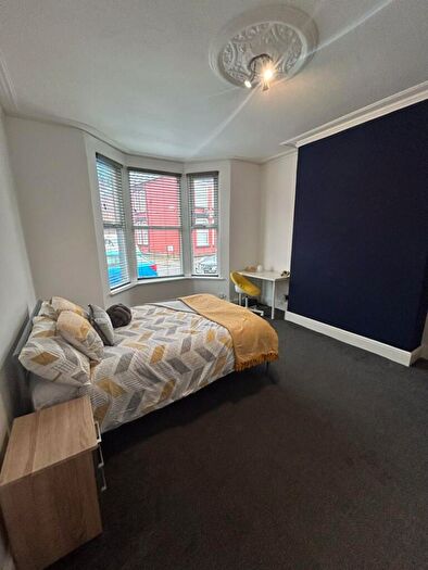 4 Bedroom Terraced House To Rent In Garmoyle Road, Liverpool - Students /, L15