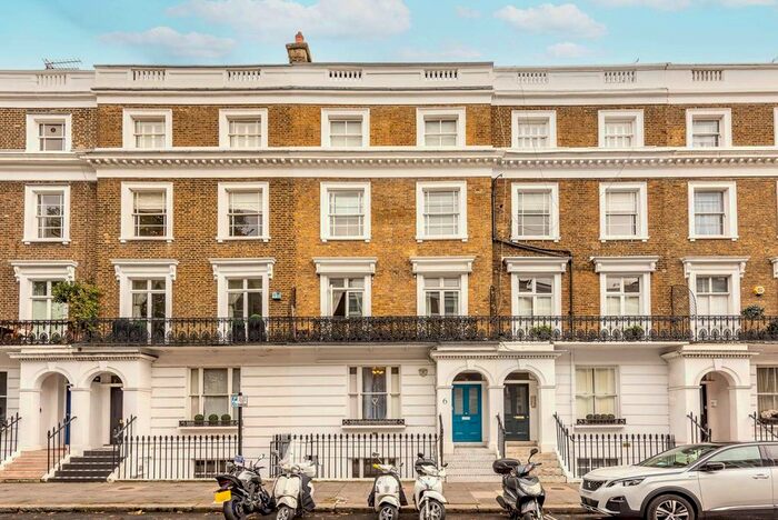 2 Bedroom Flat To Rent In Oakley Street, Chelsea, London, SW3