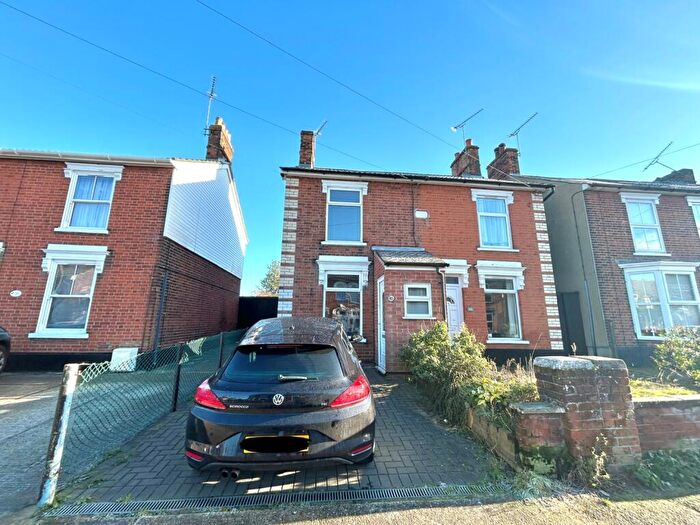 3 Bedroom Semi-Detached House To Rent In Newton Road, Ipswich, IP3