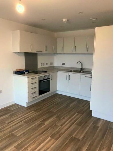 2 Bedroom Apartment To Rent In Lexington Gardens, Birmingham, B15