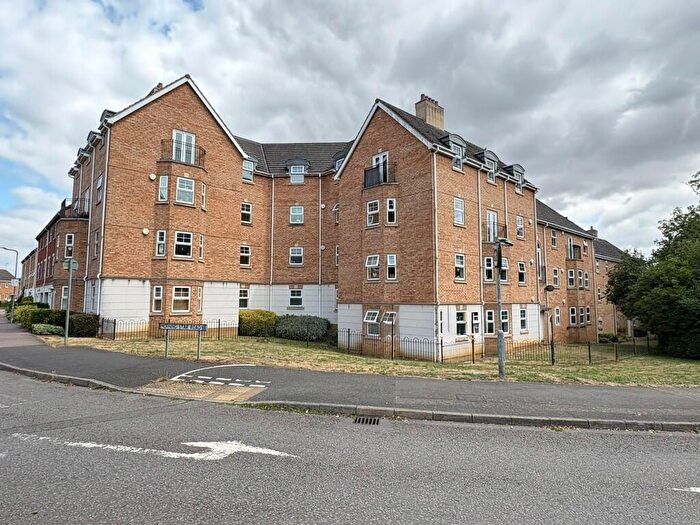 2 Bedroom Apartment For Sale In Morning Star Road Daventry Northamptonshire, NN11