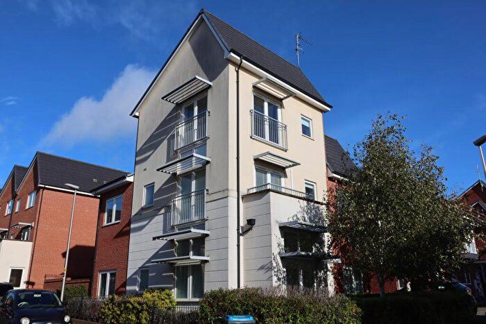 4 Bedroom Detached House To Rent In Quinn Meadows, Oxley Park, Milton Keynes, MK4