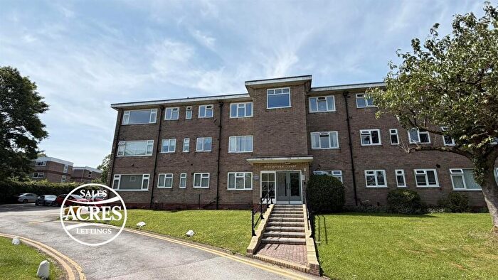 2 Bedroom Flat For Sale In Winchester Court, Vesey Close, Sutton Coldfield, B74