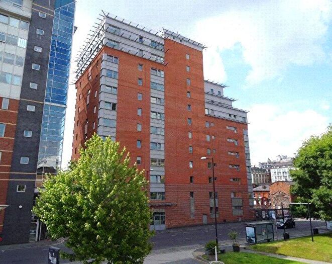 2 Bedroom Property To Rent In Montana House, Princess Street, Manchester City Centre, Manchester, M1