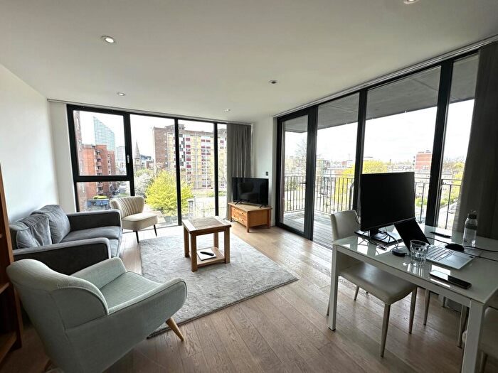 1 Bedroom Flat To Rent In Cropley Street, Islington, N1