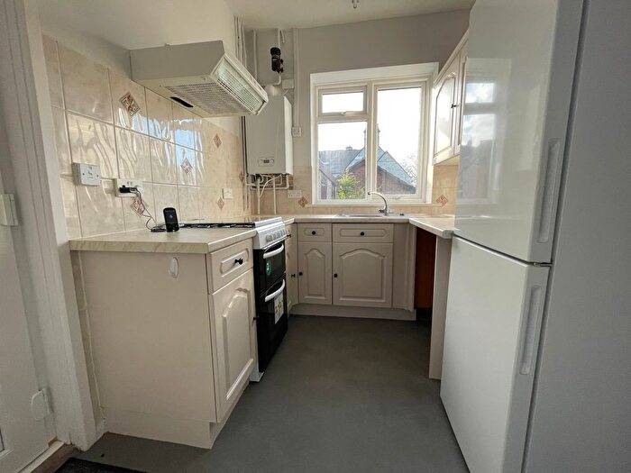 3 Bedroom Semi-Detached House To Rent In Clovelly Avenue, Newcastle Upon Tyne, NE4