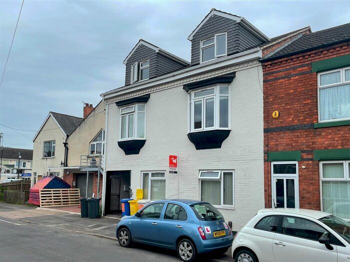 2 Bedroom Flat To Rent In Oliver Road, Leicester, LE4