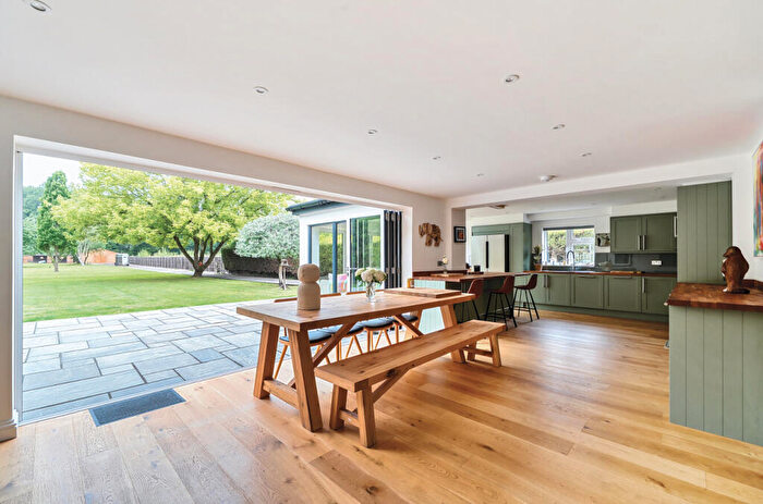 4 Bedroom Detached House For Sale In New Lane, Sutton Green, Guildford, Surrey, GU4