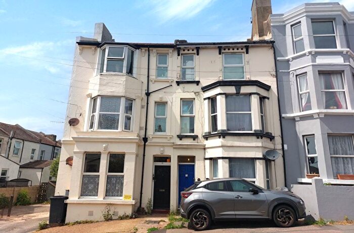 3 Bedroom Terraced House For Sale In Mount Pleasant Road, Hastings, TN34