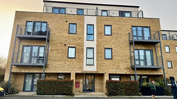 1 Bedroom Flat To Rent In Westgate Court, Uxbridge, Uxbridge, Middlesex, UB10