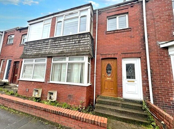 2 Bedroom Flat To Rent In Station Avenue South, Fencehouses, Houghton Le Spring, DH4