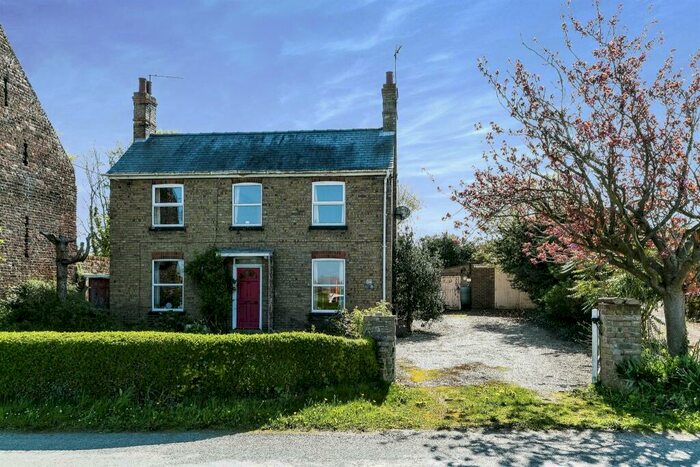 3 Bedroom Detached House For Sale In Stow Road, Wiggenhall St. Mary Magdalen, King's Lynn, PE34