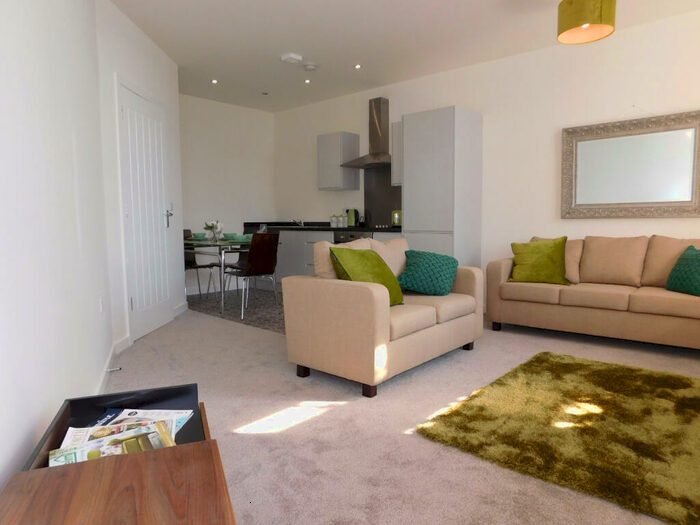 2 Bedroom Apartment To Rent In Manor Apartments, Manor Row, City Centre, BD1