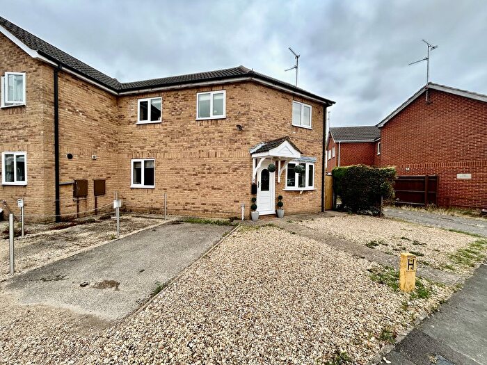 2 Bedroom End Of Terrace House For Sale In The Hollies, Holbeach, PE12