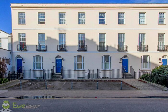 2 Bedroom Flat To Rent In Winchcombe Street, Cheltenham, GL52