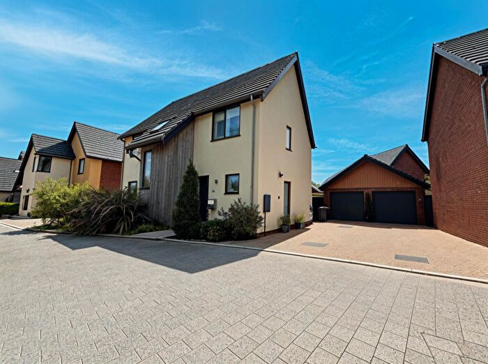 4 Bedroom Detached House To Rent In Everett Close, Norwich, NR7