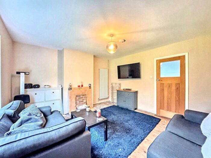 2 Bedroom Semi-Detached House For Sale In Kings Close, Letcombe Regis, Wantage, OX12