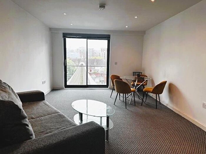 2 Bedroom Flat To Rent In Cornhill, Liverpool, L1